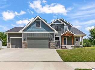 1138 Joann Dr, Blair, NE 68008