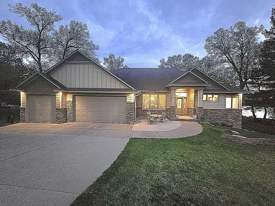 1st image of 12949 Birch Dr