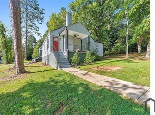 2107 Penrose Dr, East Point, GA 30344