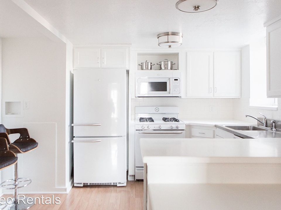 1st image of 204 N State St APT 1