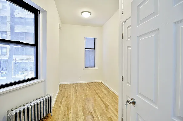 Rented by Julianna Realty Corp | media 7