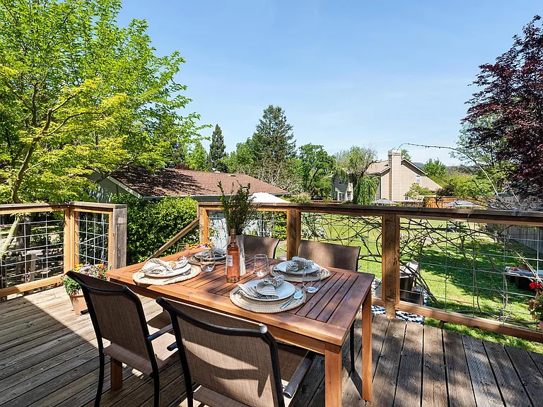 15265 Arnold Dr — Photo 20