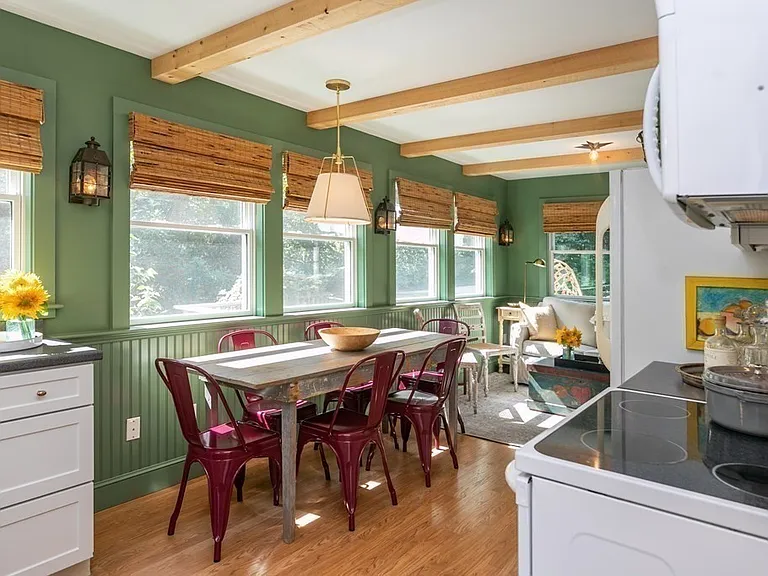 11 Hammett Ln — Photo 2