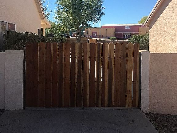 Double drive thru side gate