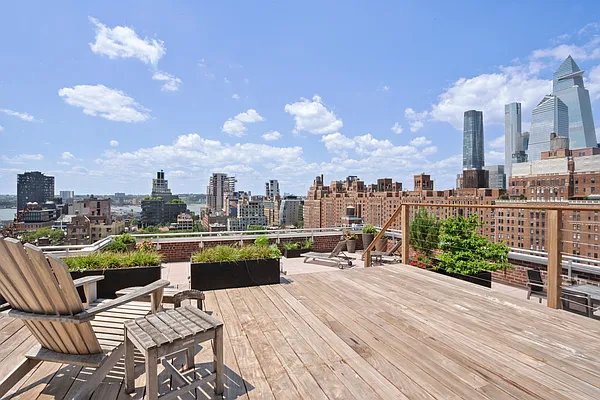 Sold by Douglas Elliman | media 16