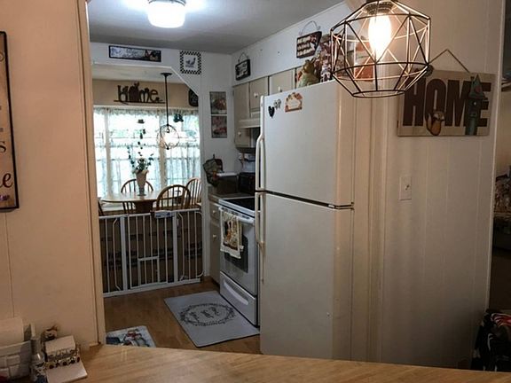 4th image of 3150 NE 36th Ave Lot 442
