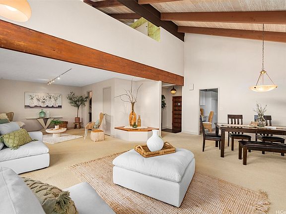 5th image of 1708 Kumakani Loop