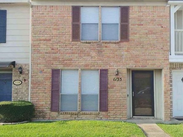 1135 Park Meadow Dr