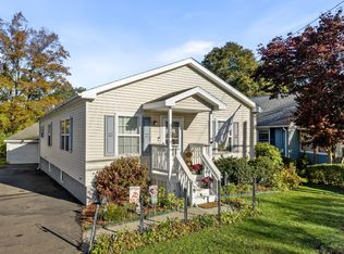 925 Vestal Rd, Vestal, NY 13850