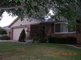 8987 Tripoli Dr, Cincinnati, OH 45251