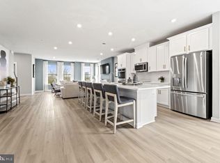 13570 Innovation Station Loop, Herndon, VA 20171