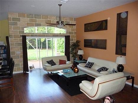 2nd image of 211 Preserve Ct