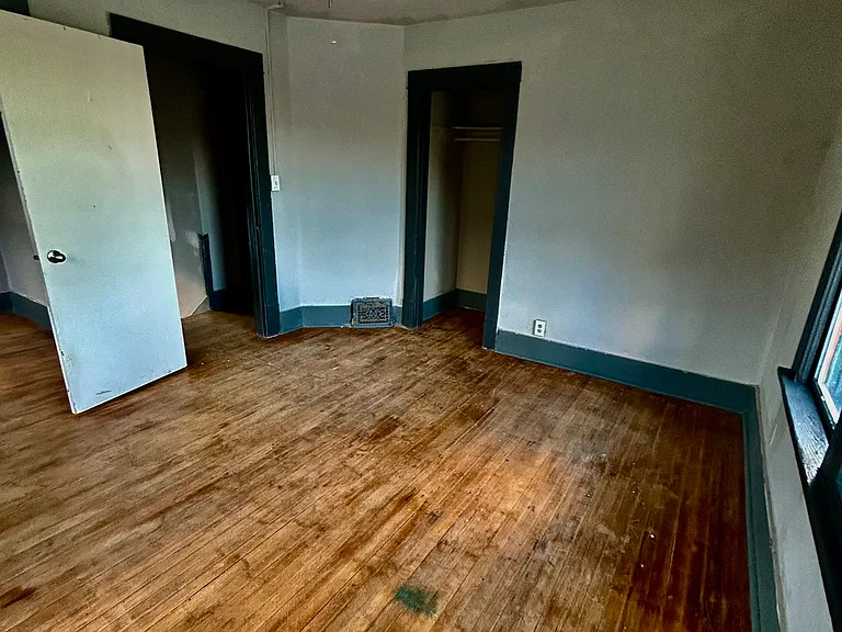 3204 Cuming St — Photo 25
