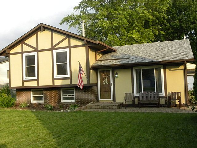 1st image of 35W849 Crispin Dr