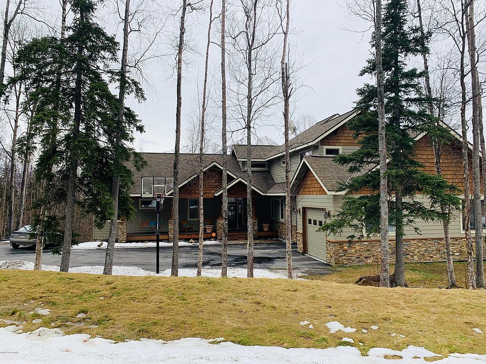 1st image of 10430 Stewart Dr