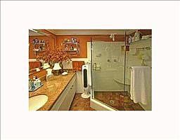 3rd image of 711 N Riverside Dr APT 304