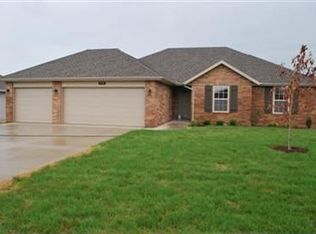 2123 E Mary Beth St, Republic, MO 65738