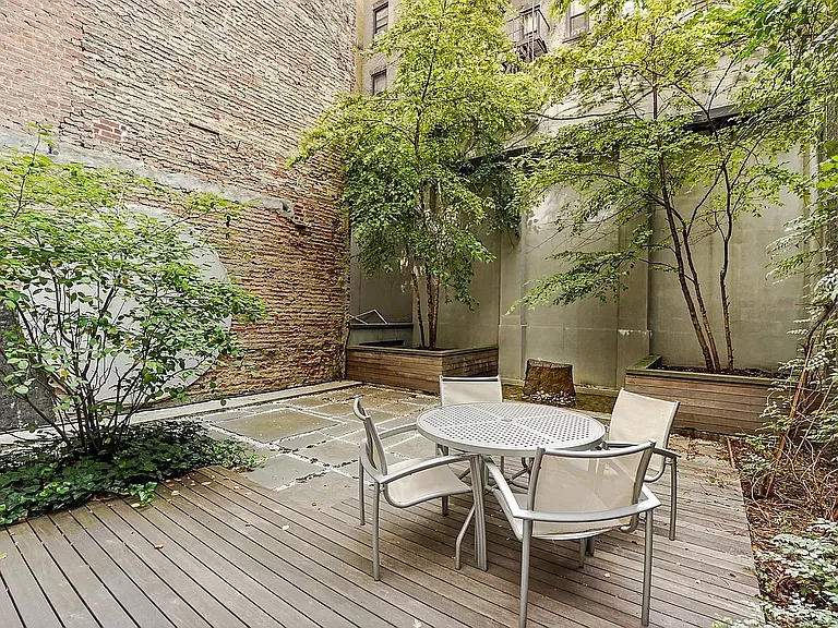 420 W 25th St #4F — Photo 15