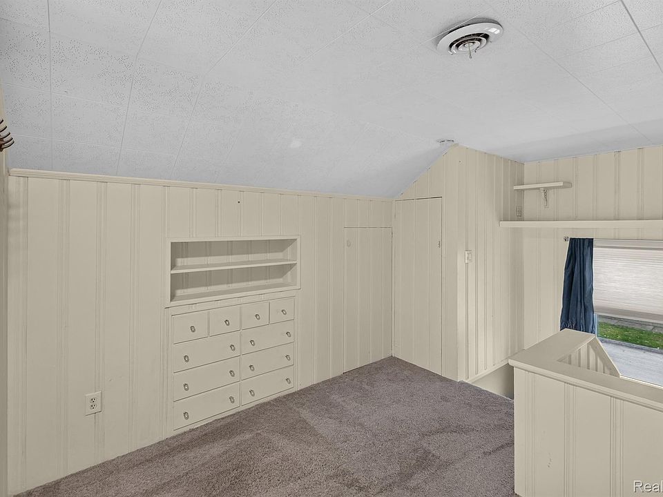 536 S Minerva Ave, photo 24