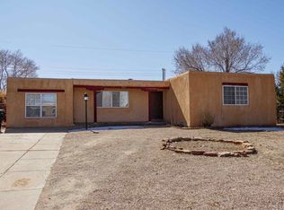 2326 Cedros Cir, Santa Fe, NM 87505