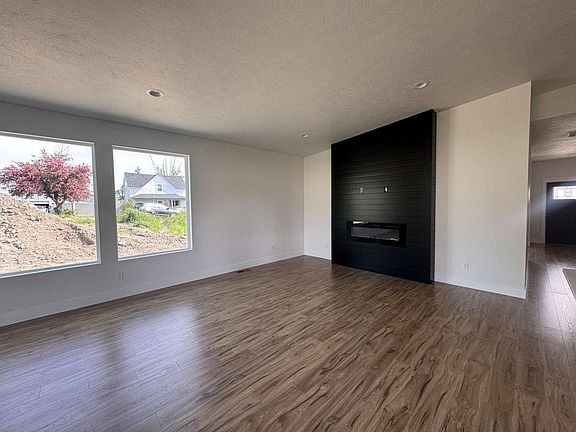 5th image of 529 S 2nd St