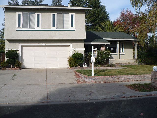 1st image of 535 Victoria Dr