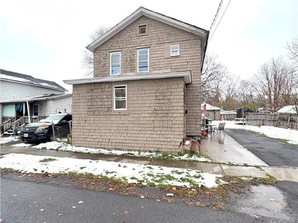 10 Rock Ave, Auburn, NY 13021