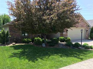 12123 Blaceberry Dr, Fort Wayne, IN 46814