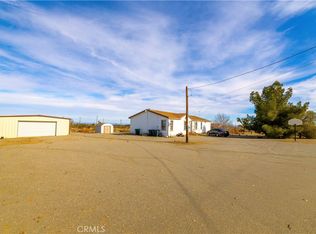 3676 Sierra Rd, Phelan, CA 92371