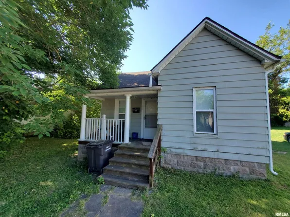 405 W Sycamore St, Carbondale, IL 62901