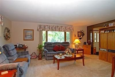 2nd image of 3025 Mansueto Dr