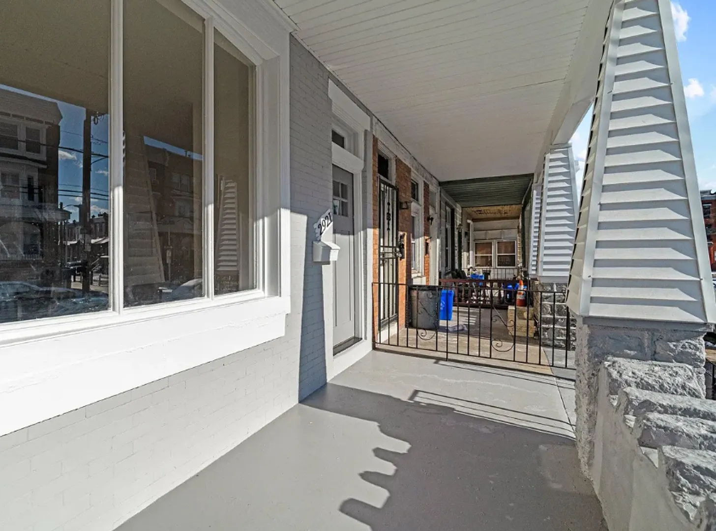 2921 W Oxford St. — Photo 2