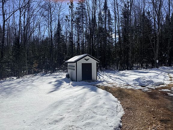 3rd image of 222 Ford Hill Road