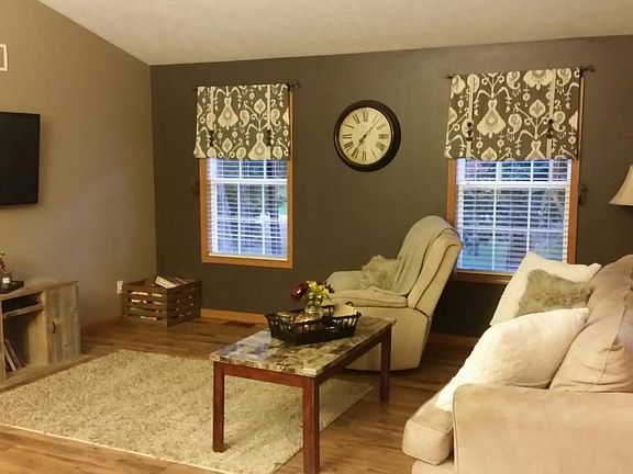 3rd image of 3488 Autumn Wood Dr