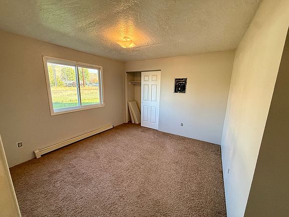 4th image of 123 Tyler Way APT A