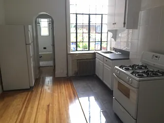 Rented by Addison Property Group