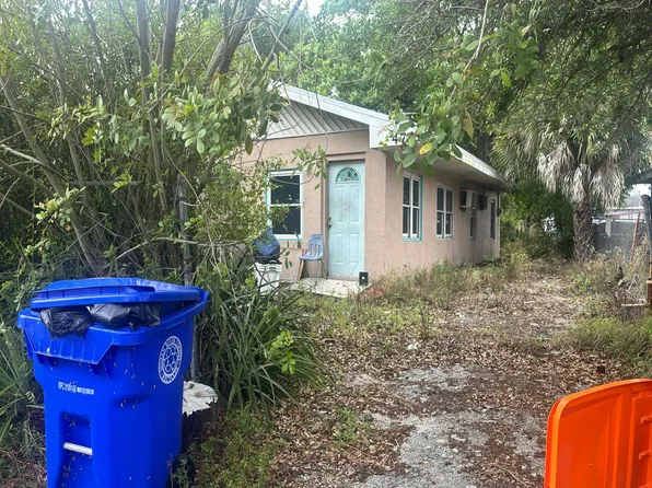 4721 28th Ct, Vero Beach, FL 32967