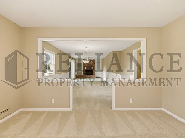 6517 E Elm St — Photo 13