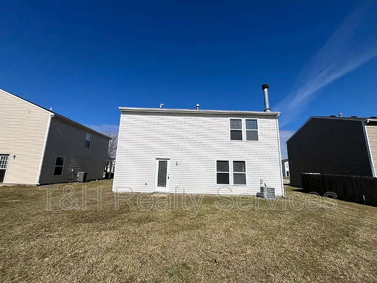 1422 Dowell St — Photo 23