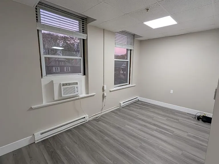 Franklin Park Apartments — Photo 59