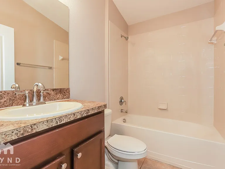 12526 Cricklewood Dr — Photo 13