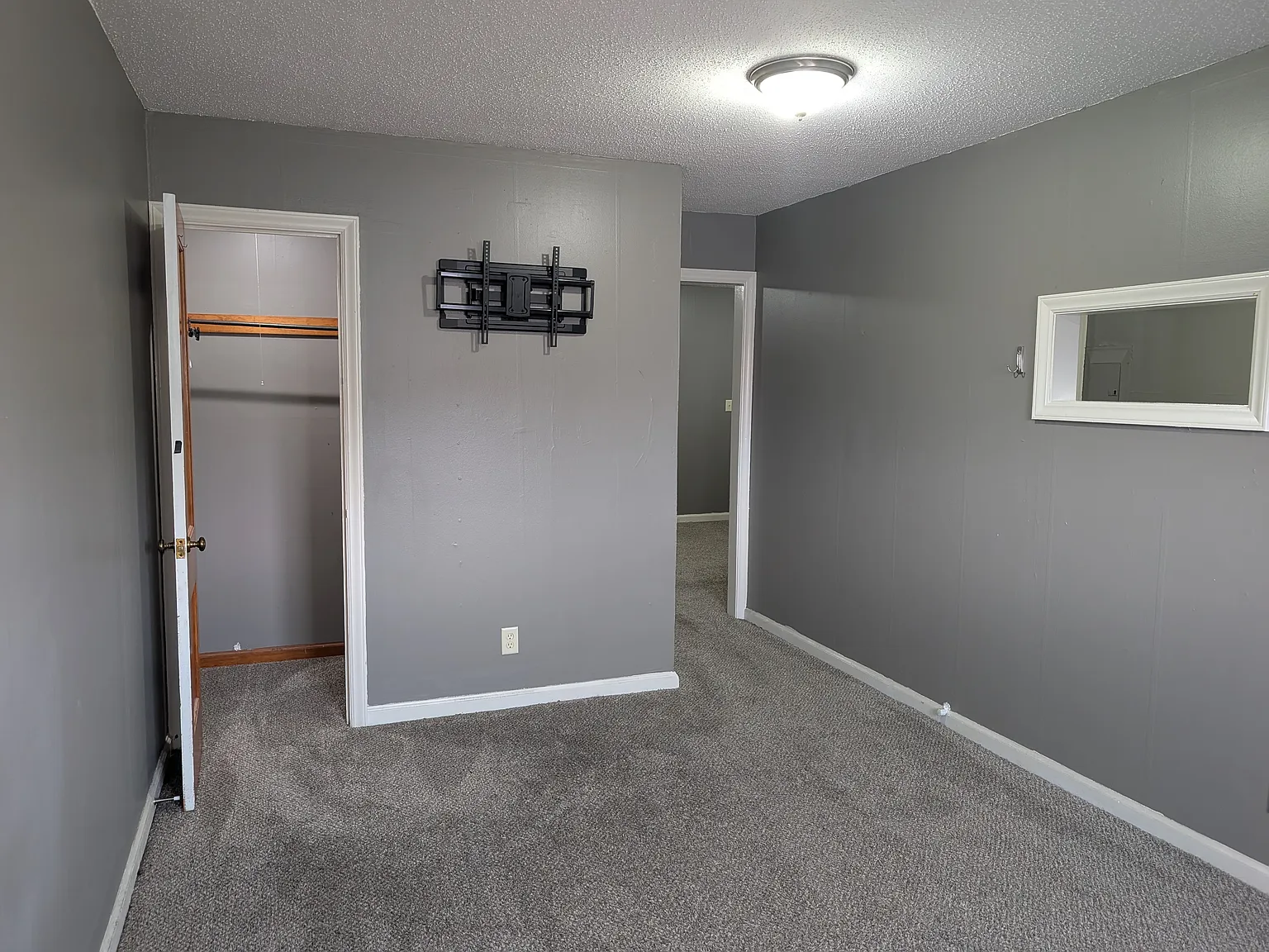 1 bed, 450 sqft, $675 — Photo 1