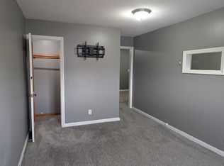 123 E Broadway St #2, Newton, KS 67114