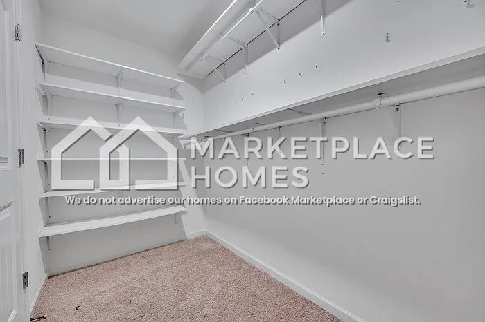 1027 Park View Dr — Photo 23