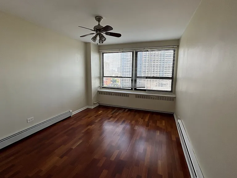 4180 Marine Terrace Apartments — Photo 110
