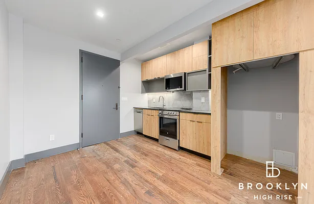 Rented by Brooklyn High Rise LLC | media 7