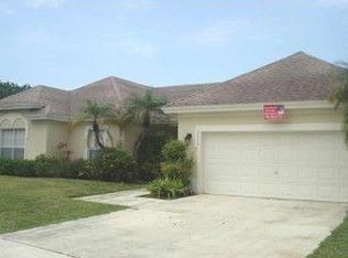 22042 Flower Dr, Boca Raton, FL 33428