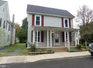 112 S 3rd St, Denton, MD 21629