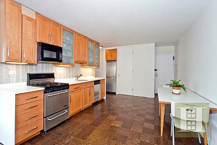 3rd image of 212 E Broadway APT G1503