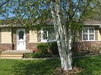 1st image of 1124 Vivian Dr